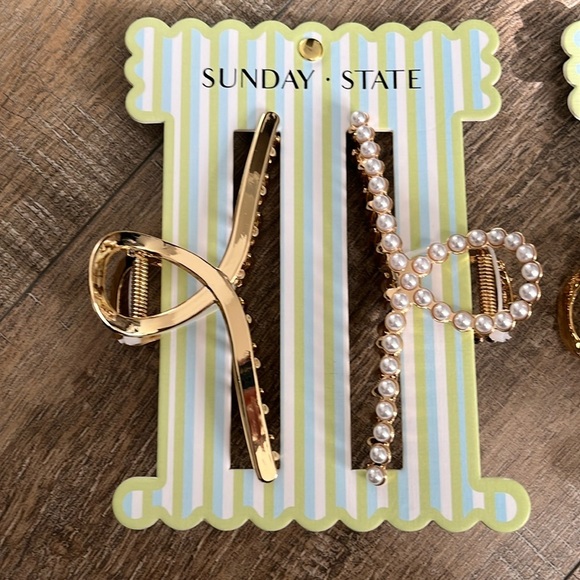 sunday state Other - Sunday State 2 pack hair clips